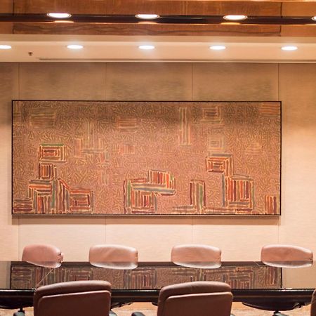 Intercontinental Adelaide By Ihg Otel Dış mekan fotoğraf The 1960s mural by John Alexander in the boardroom of the Bank of England
