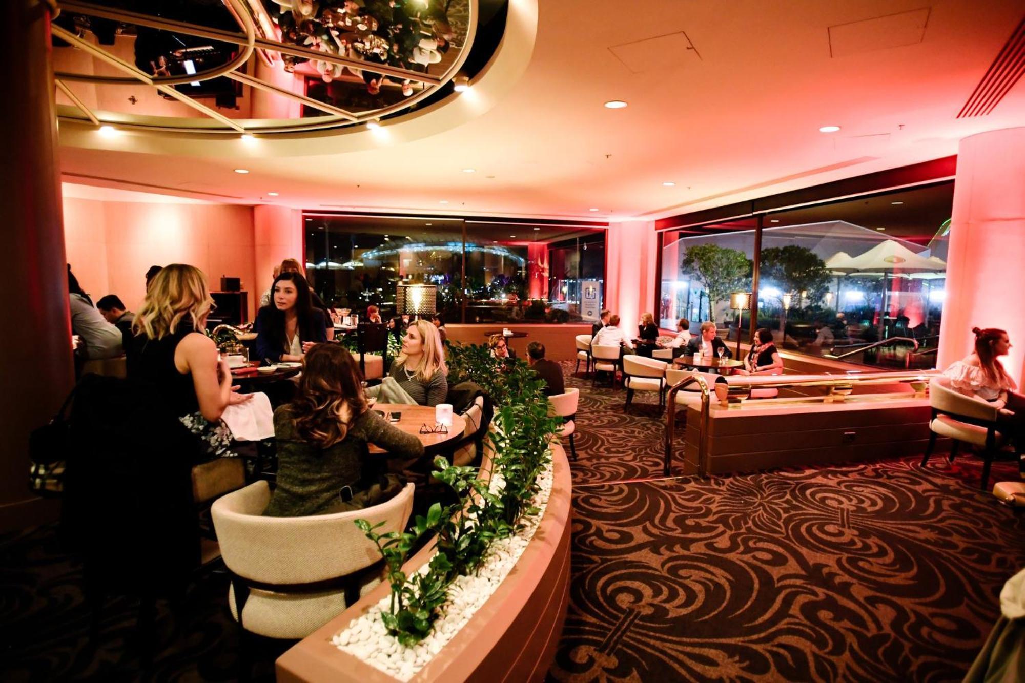 Intercontinental Adelaide By Ihg Otel Dış mekan fotoğraf The interior of the restaurant