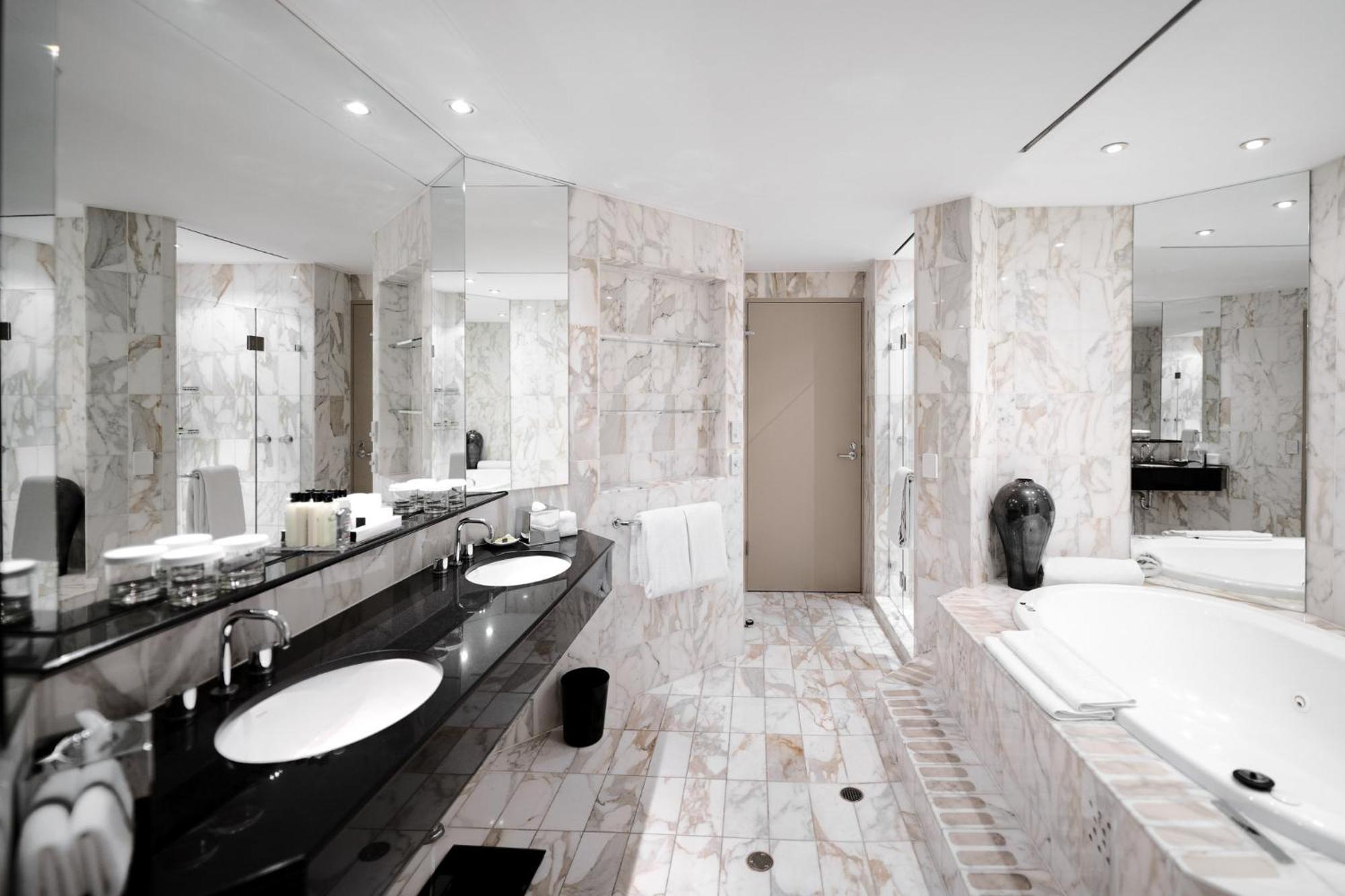 Intercontinental Adelaide By Ihg Otel Dış mekan fotoğraf Bathroom