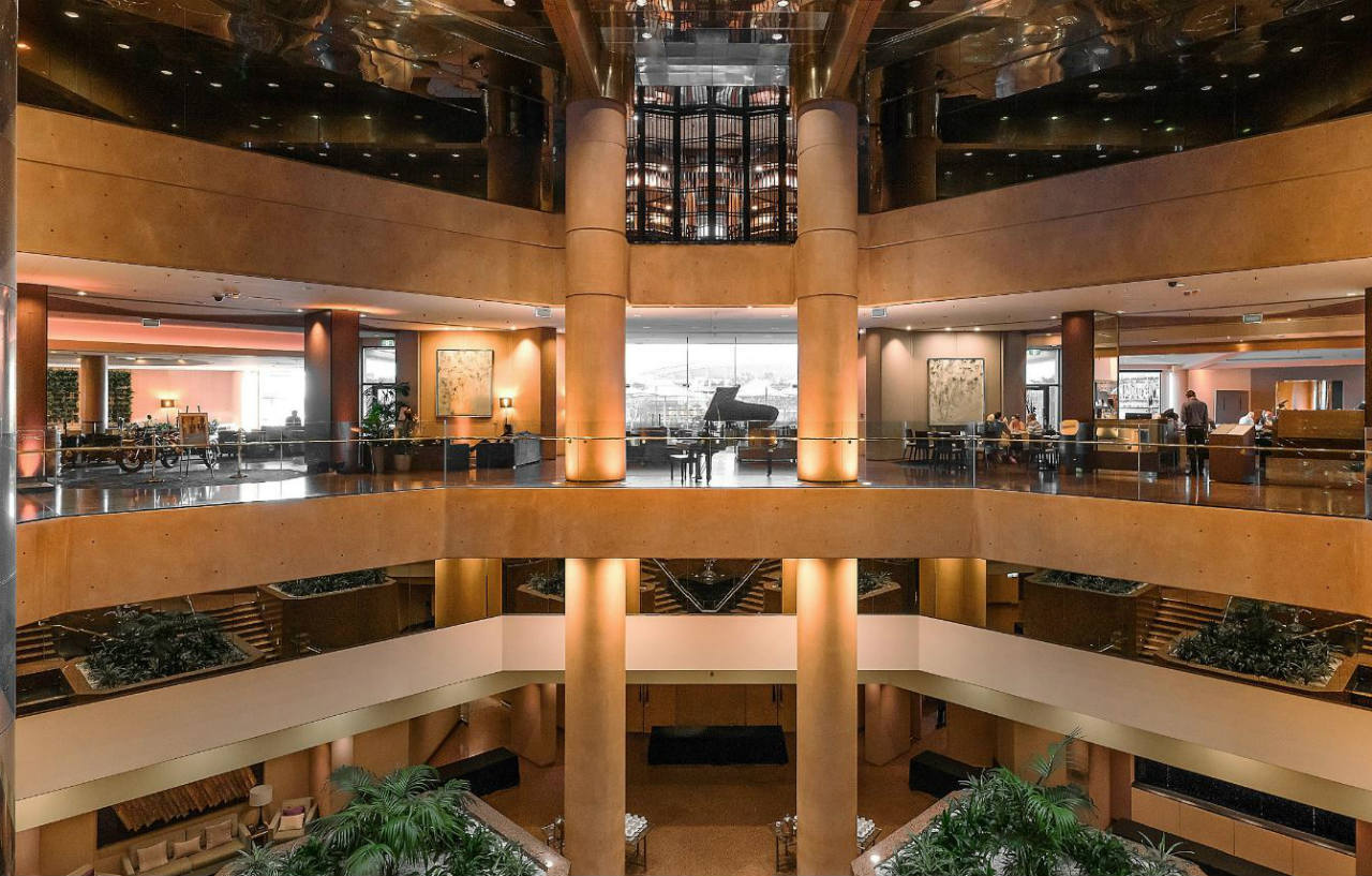 Intercontinental Adelaide By Ihg Otel Dış mekan fotoğraf The lobby of the hotel