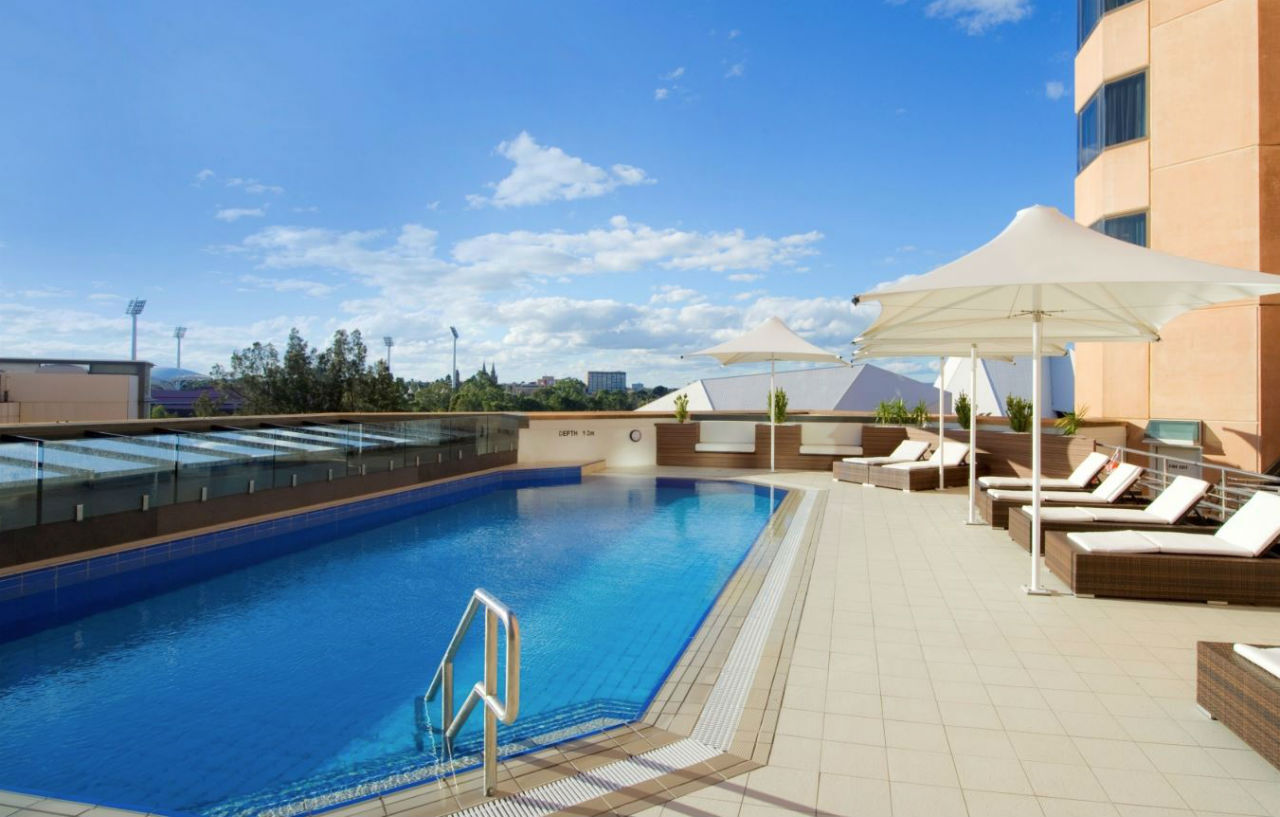 Intercontinental Adelaide By Ihg Otel Dış mekan fotoğraf Rooftop pool
